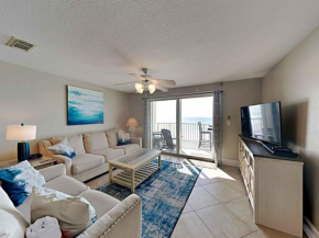 Awesome home in Destin with Outdoor swimming pool and 3 Bedrooms